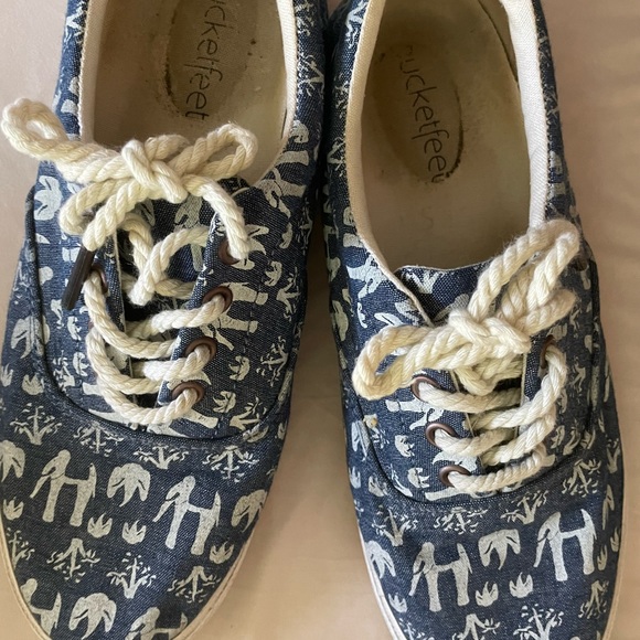 Bucketfeet canvas shoes - Picture 4 of 4